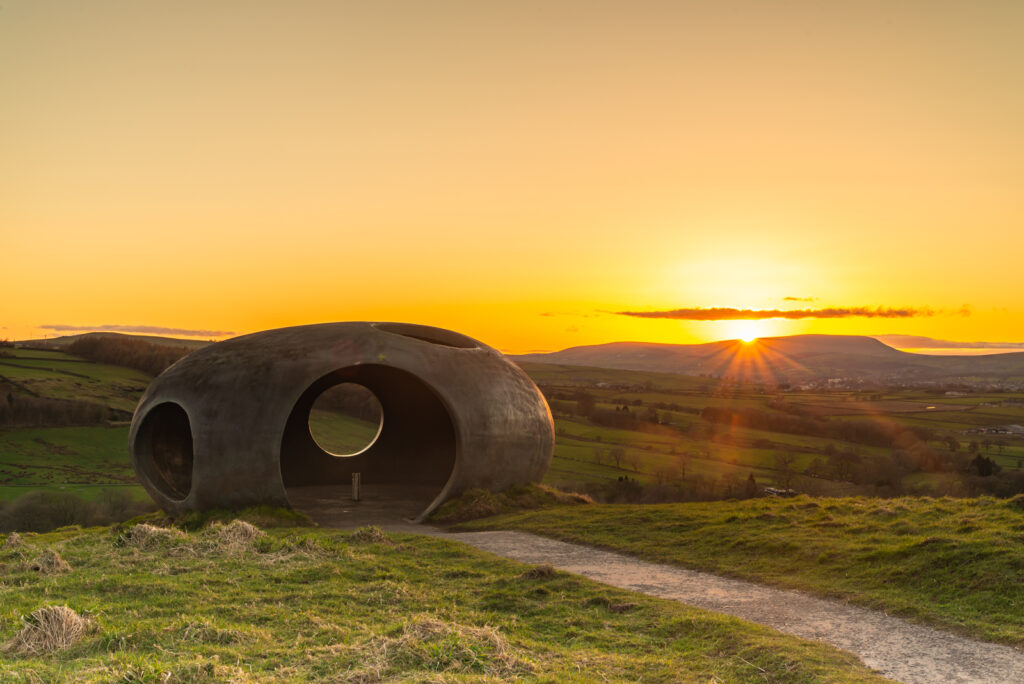 16_The atom at sunset_John Docherty