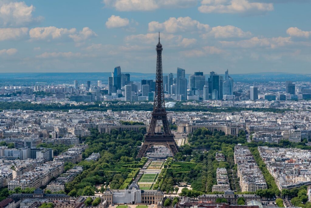 18_Paris Skyline_David Chesworth